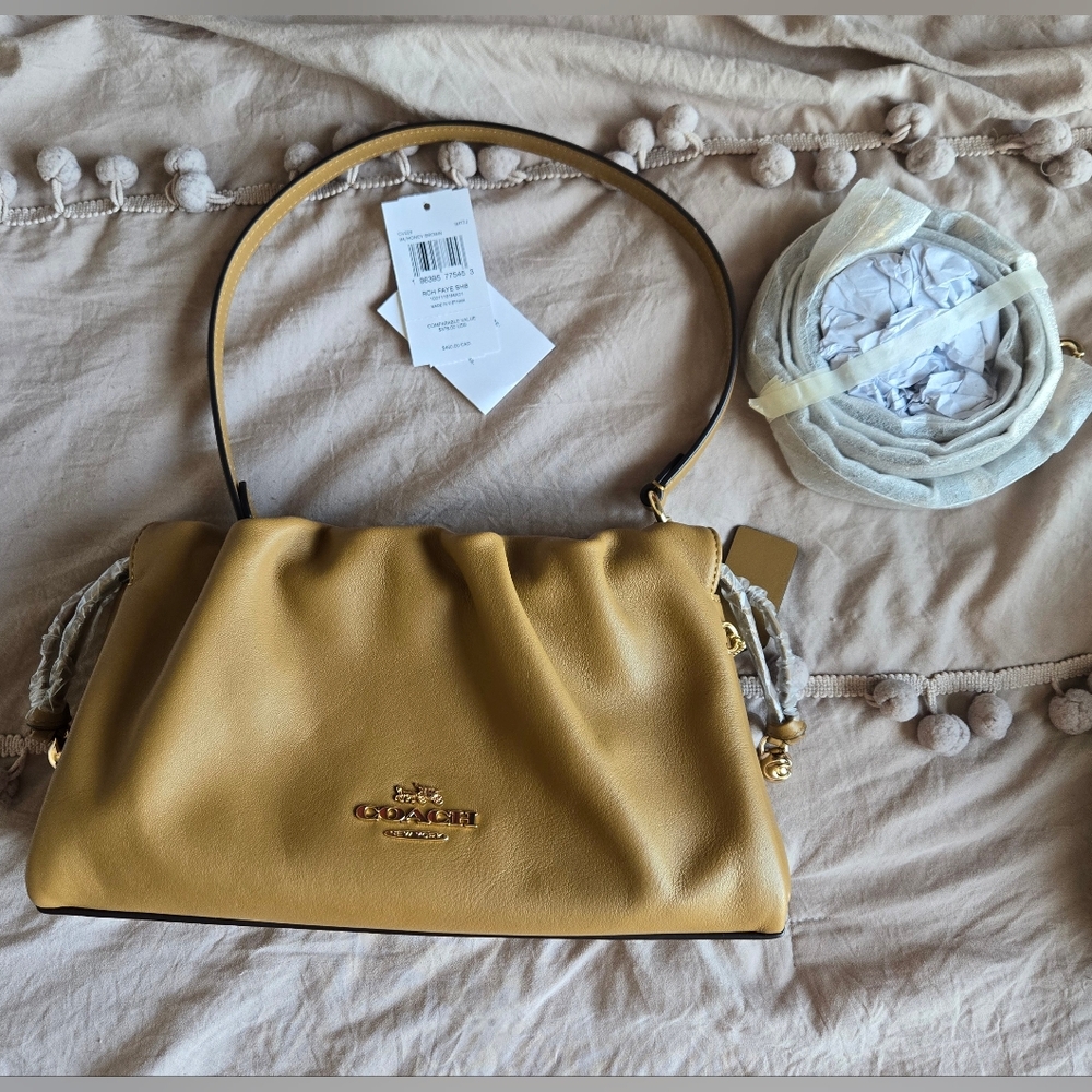 NWT Coach Faye in Honey